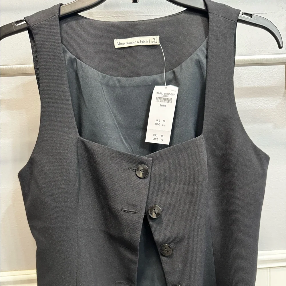 Abercrombie & Fitch Black Sleeveless Top - Picture 1 of 4